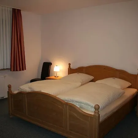 Hellmanns Bremers Bauerndiele Wiefelstede