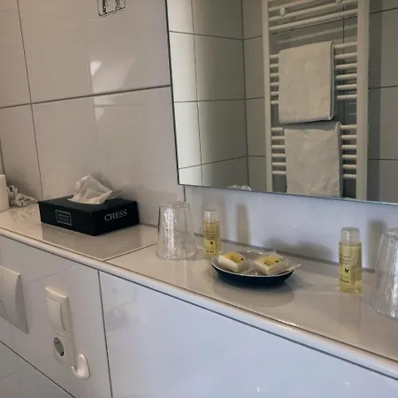 Hellmanns Bremers Bauerndiele ホテル 3*